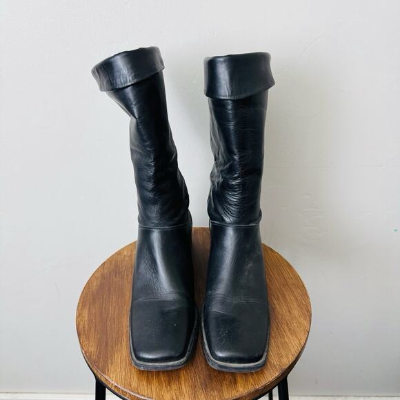 Naturalized Black Leather Calf Boots Women’s Size 8 - Picture 3 of 9